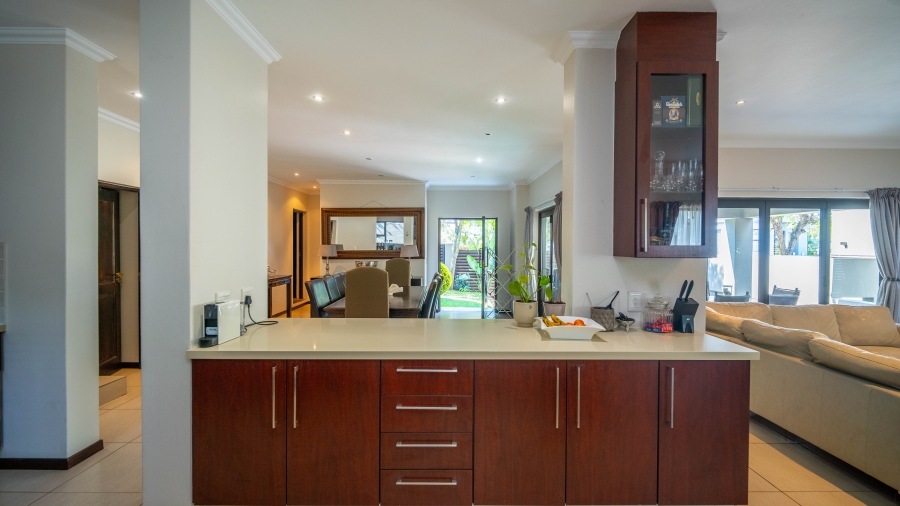 To Let 3 Bedroom Property for Rent in Stone River Estate Gauteng