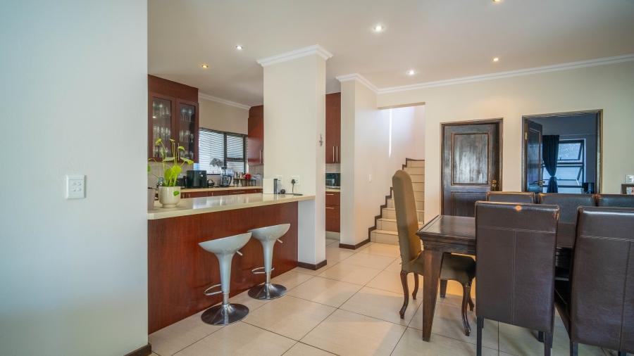 To Let 3 Bedroom Property for Rent in Stone River Estate Gauteng