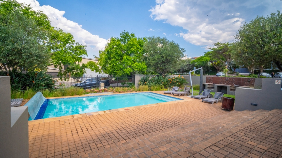 To Let 3 Bedroom Property for Rent in Stone River Estate Gauteng