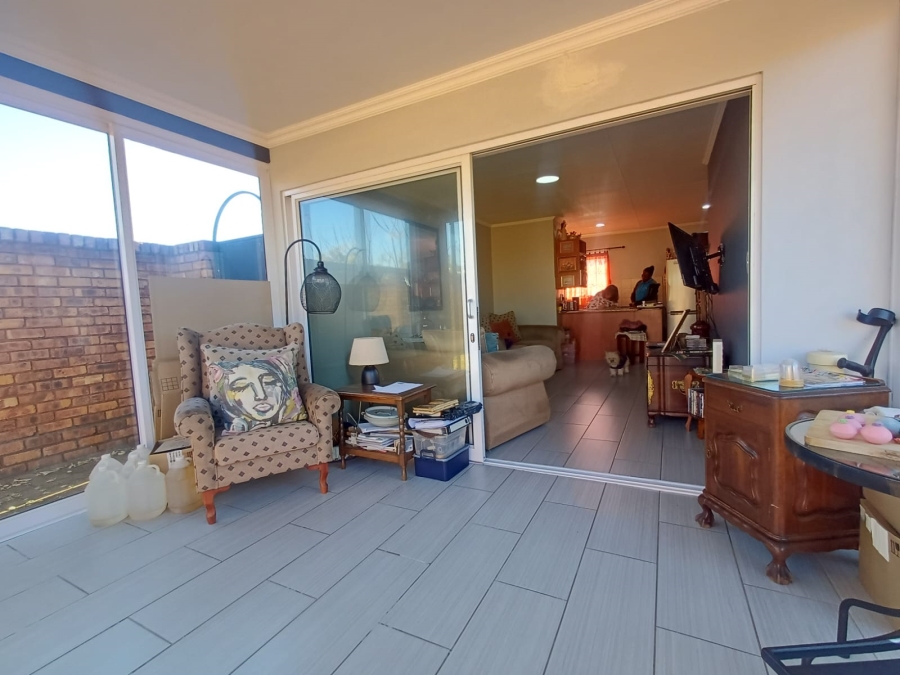 2 Bedroom Property for Sale in Andeon AH Gauteng