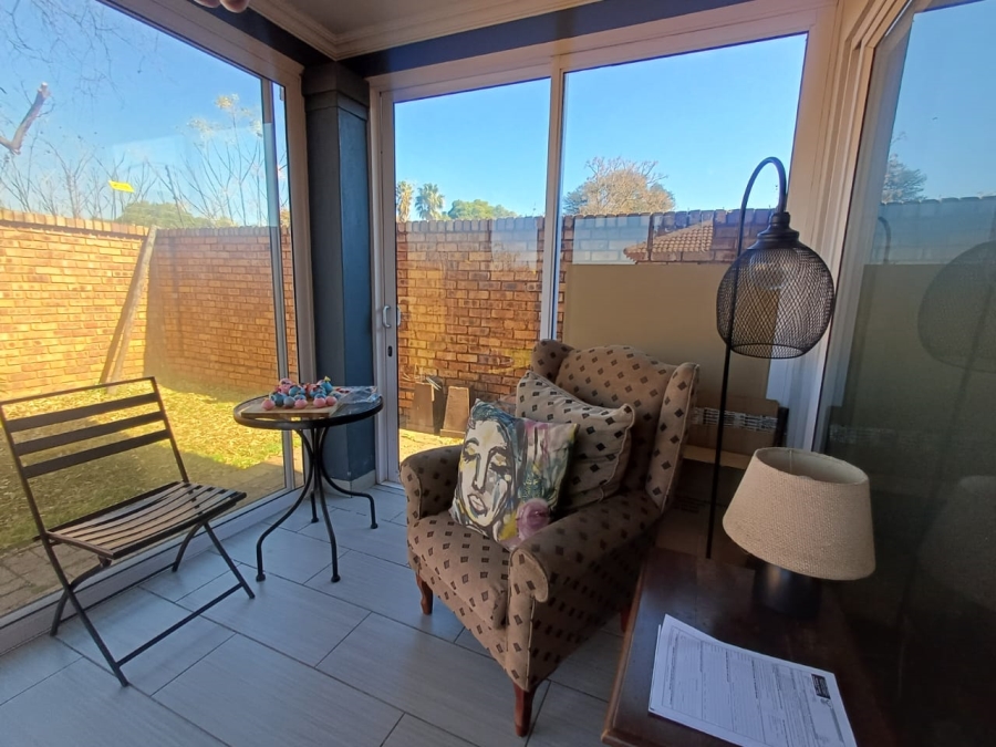 2 Bedroom Property for Sale in Andeon AH Gauteng