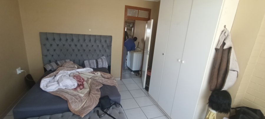 To Let 2 Bedroom Property for Rent in Rosettenville Gauteng