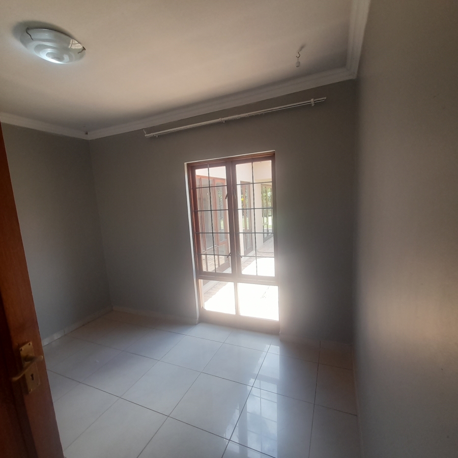 To Let 3 Bedroom Property for Rent in Vanderbijlpark SE 8 Gauteng