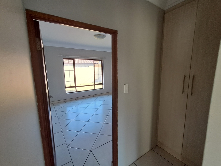 To Let 3 Bedroom Property for Rent in Vanderbijlpark SE 8 Gauteng