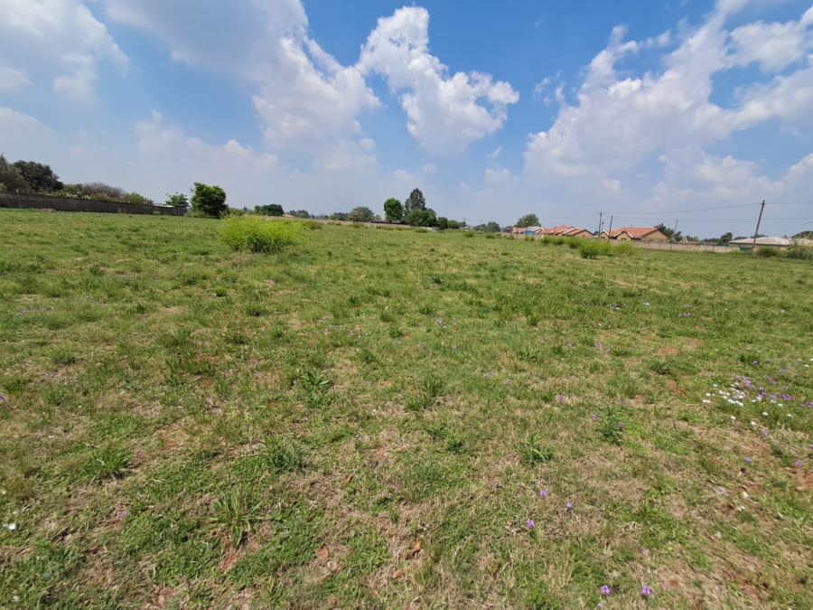 To Let Commercial Property for Rent in Kookrus Gauteng