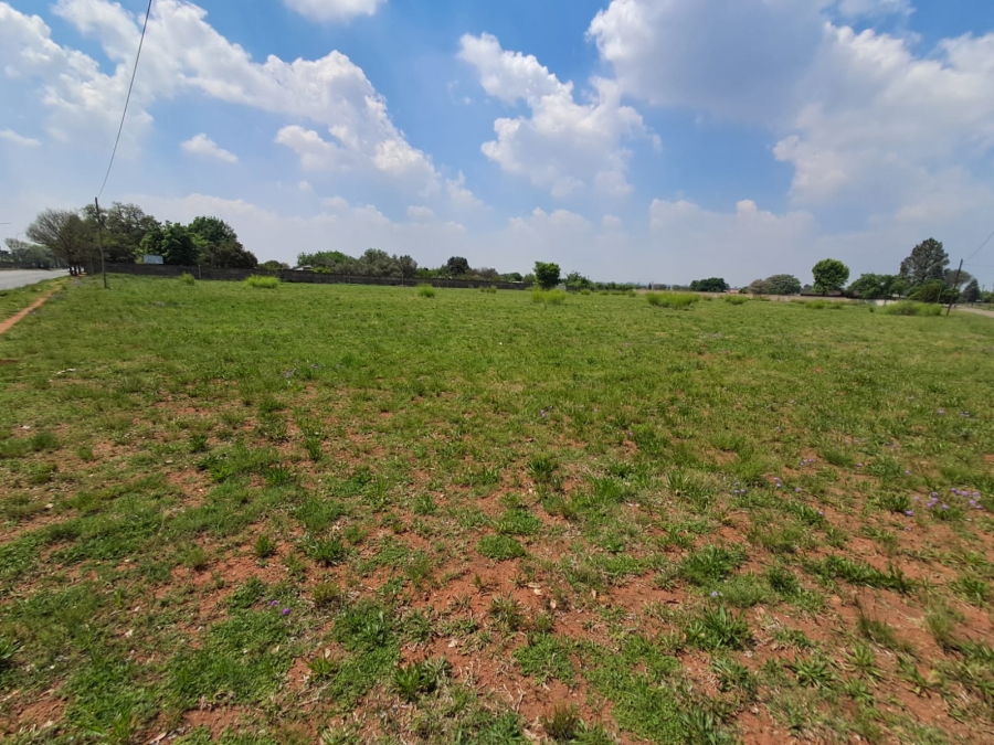 To Let Commercial Property for Rent in Kookrus Gauteng