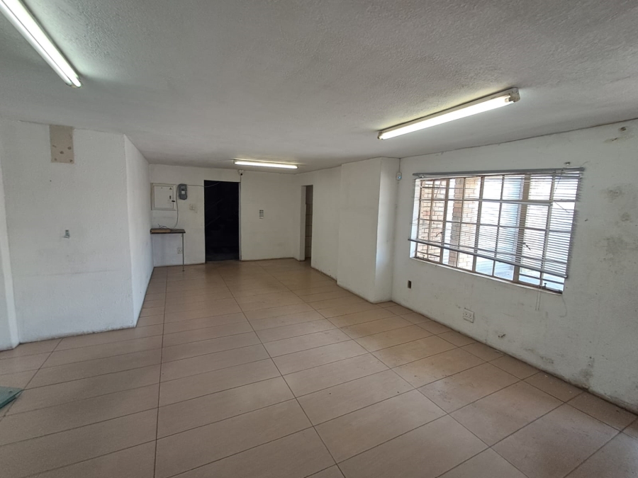 To Let Commercial Property for Rent in Duncanville Gauteng