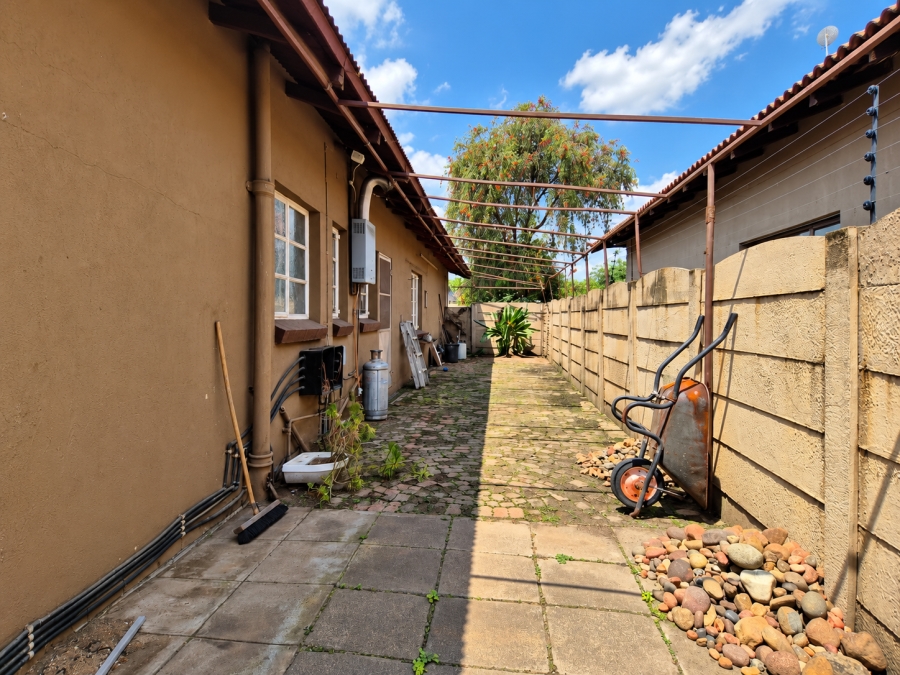 3 Bedroom Property for Sale in Three Rivers Gauteng