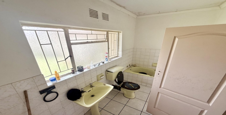 4 Bedroom Property for Sale in Vanderbijlpark SE 7 Gauteng