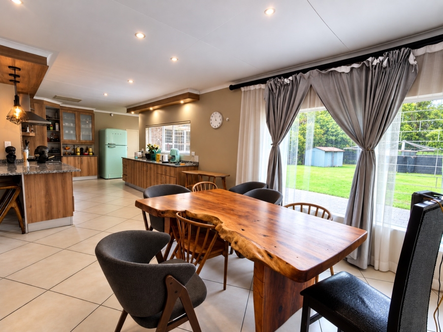 To Let 4 Bedroom Property for Rent in Three Rivers East Gauteng