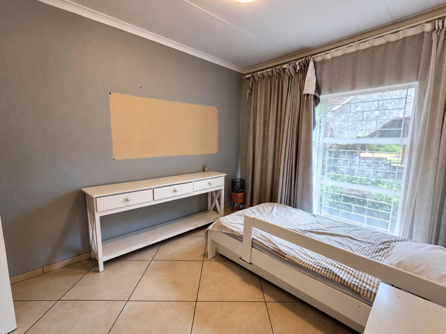 To Let 4 Bedroom Property for Rent in Three Rivers East Gauteng