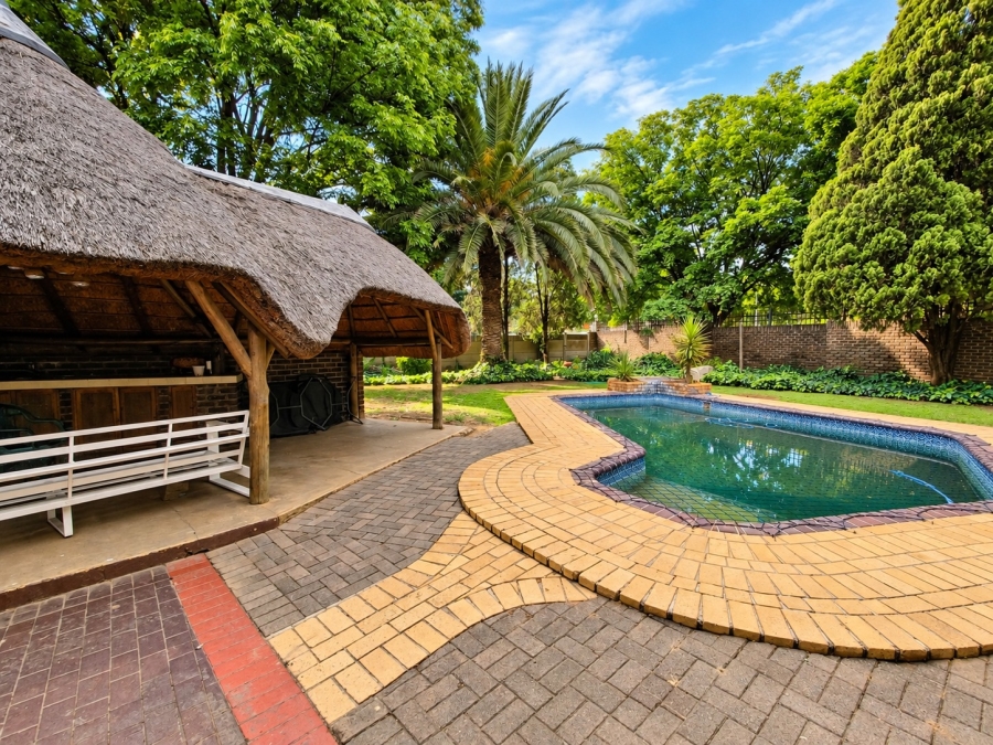 To Let 4 Bedroom Property for Rent in Three Rivers East Gauteng