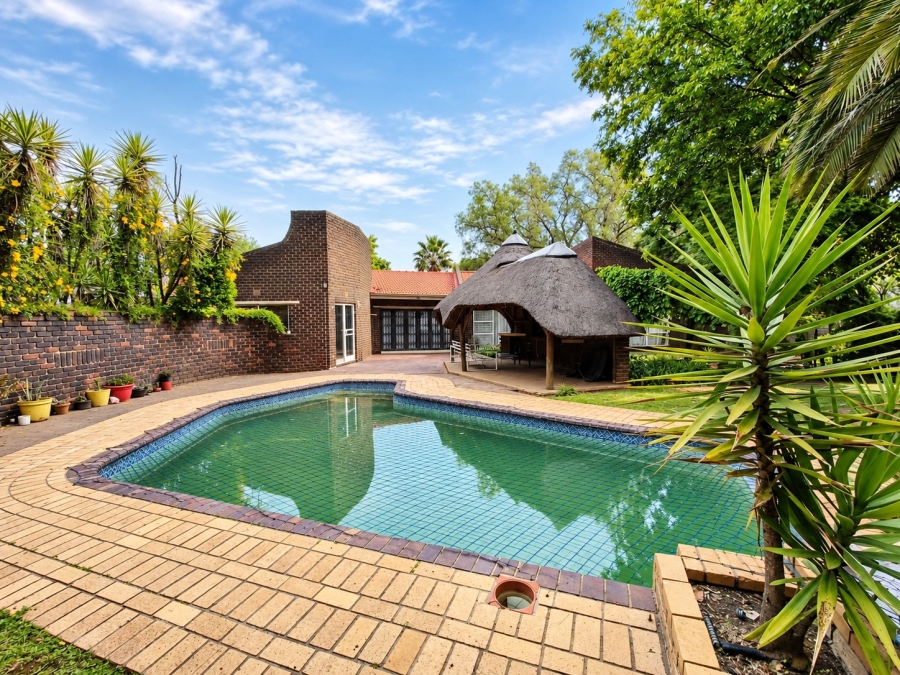 To Let 4 Bedroom Property for Rent in Three Rivers East Gauteng