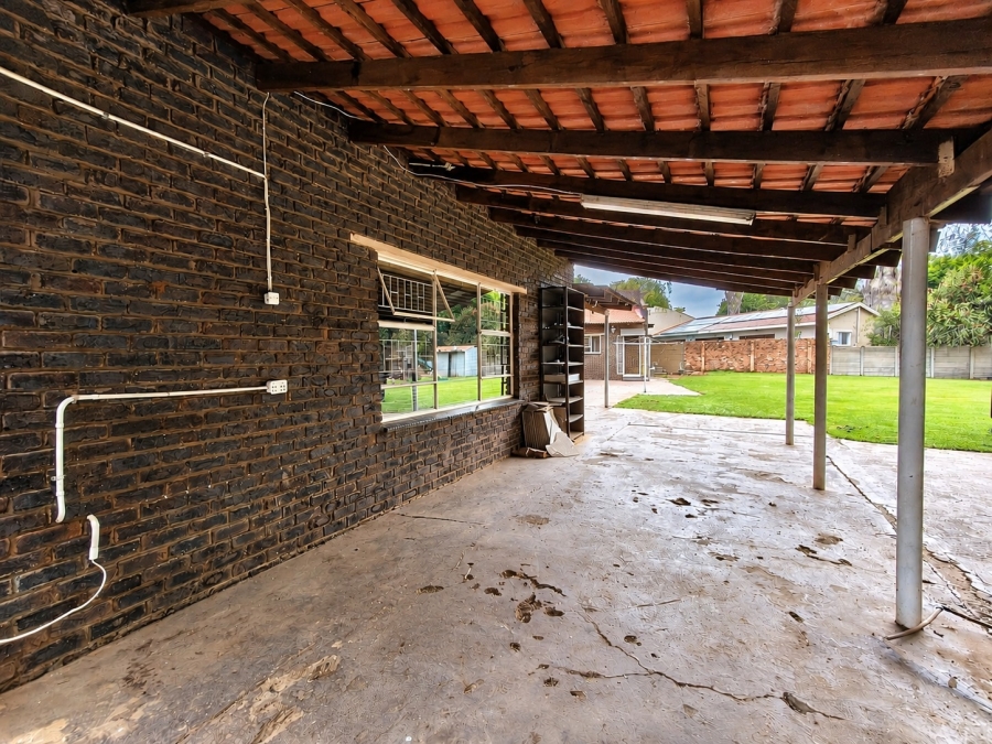 To Let 4 Bedroom Property for Rent in Three Rivers East Gauteng