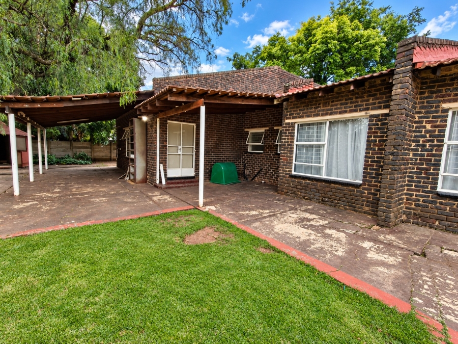 To Let 4 Bedroom Property for Rent in Three Rivers East Gauteng