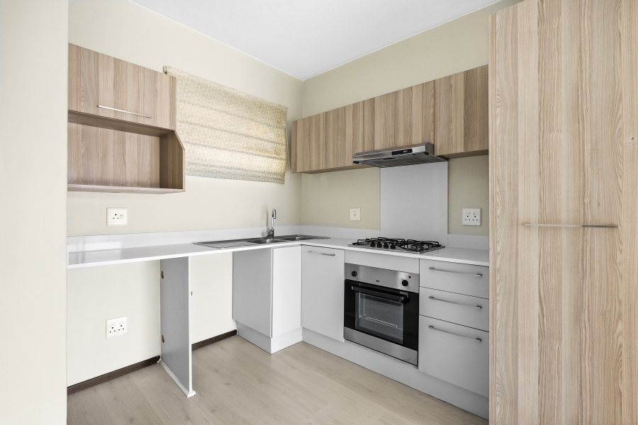 2 Bedroom Property for Sale in Broadacres Gauteng