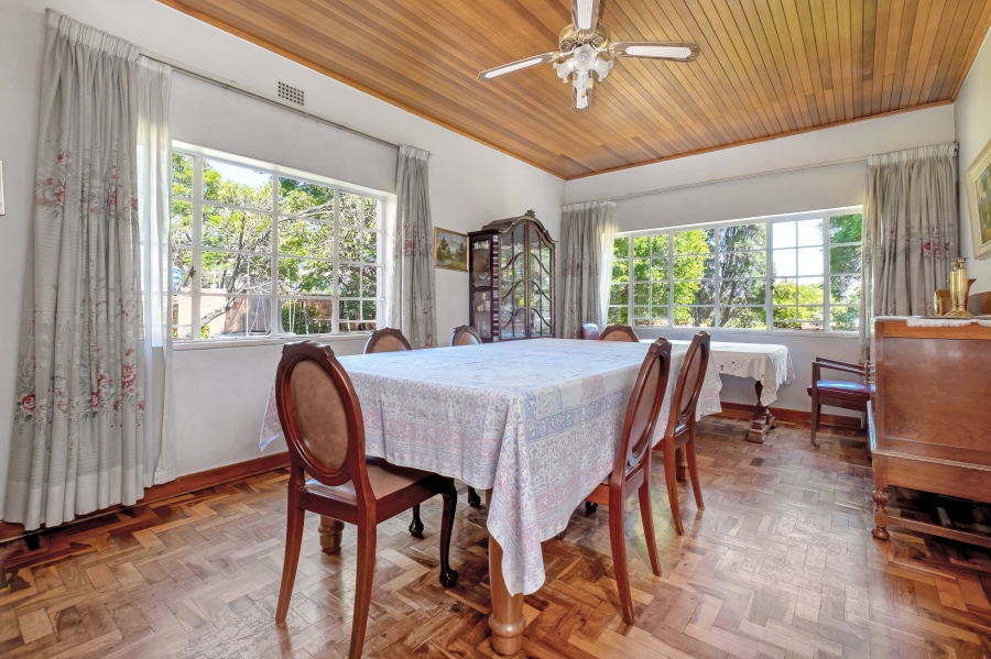 5 Bedroom Property for Sale in Greenside Gauteng