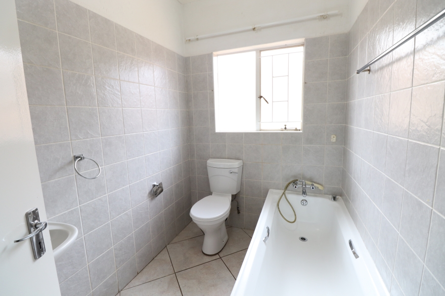 To Let 3 Bedroom Property for Rent in Terenure Gauteng