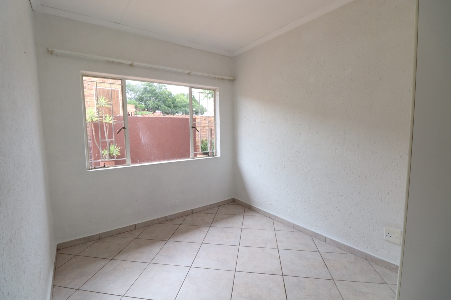 To Let 3 Bedroom Property for Rent in Terenure Gauteng