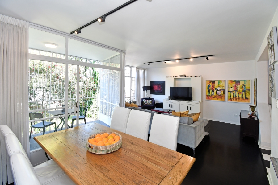 2 Bedroom Property for Sale in Atholl Gauteng