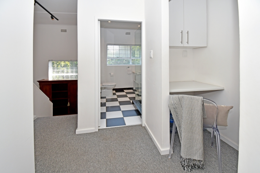2 Bedroom Property for Sale in Atholl Gauteng