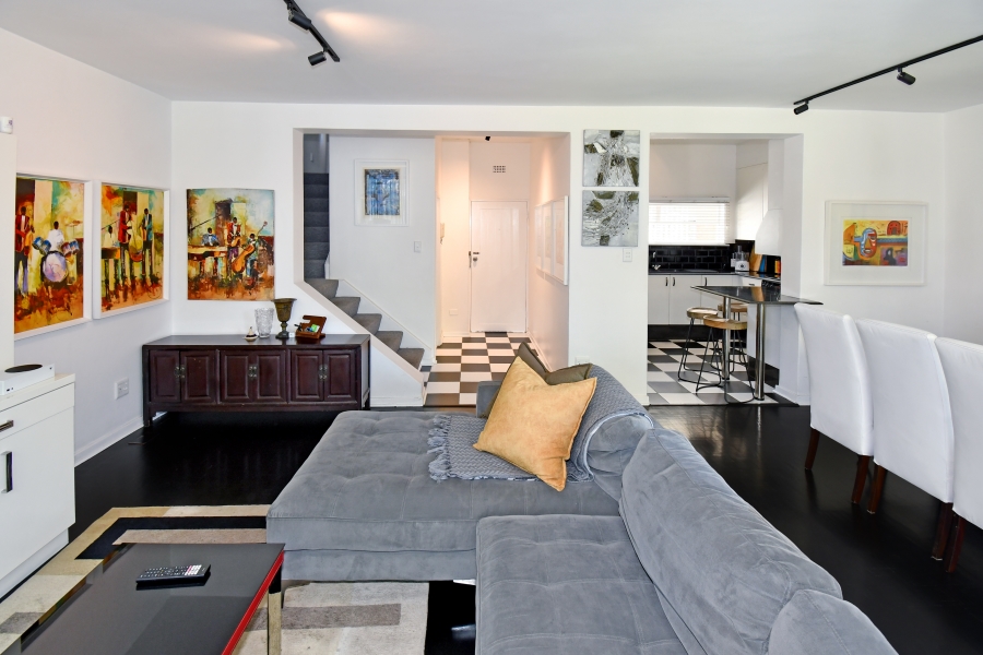 2 Bedroom Property for Sale in Atholl Gauteng