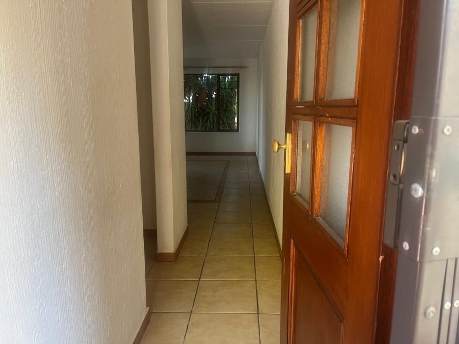To Let 2 Bedroom Property for Rent in Sunninghill Gauteng