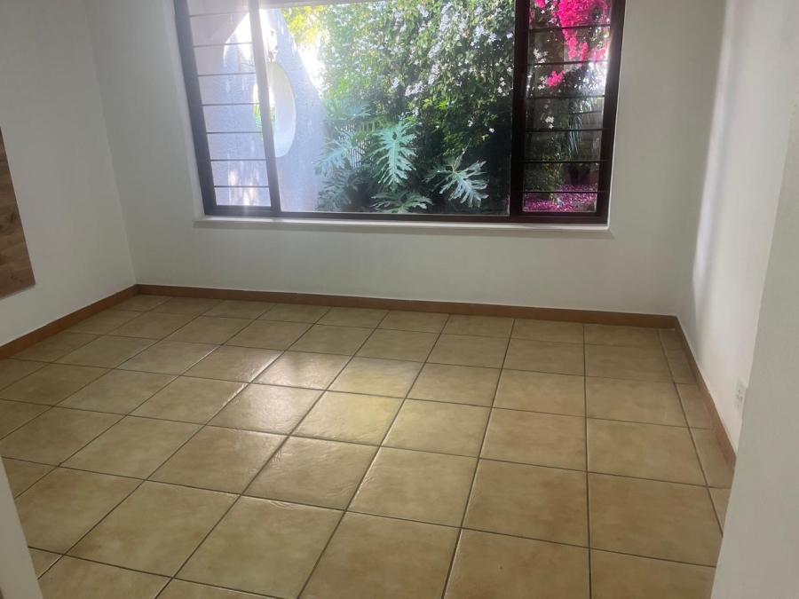 To Let 2 Bedroom Property for Rent in Sunninghill Gauteng
