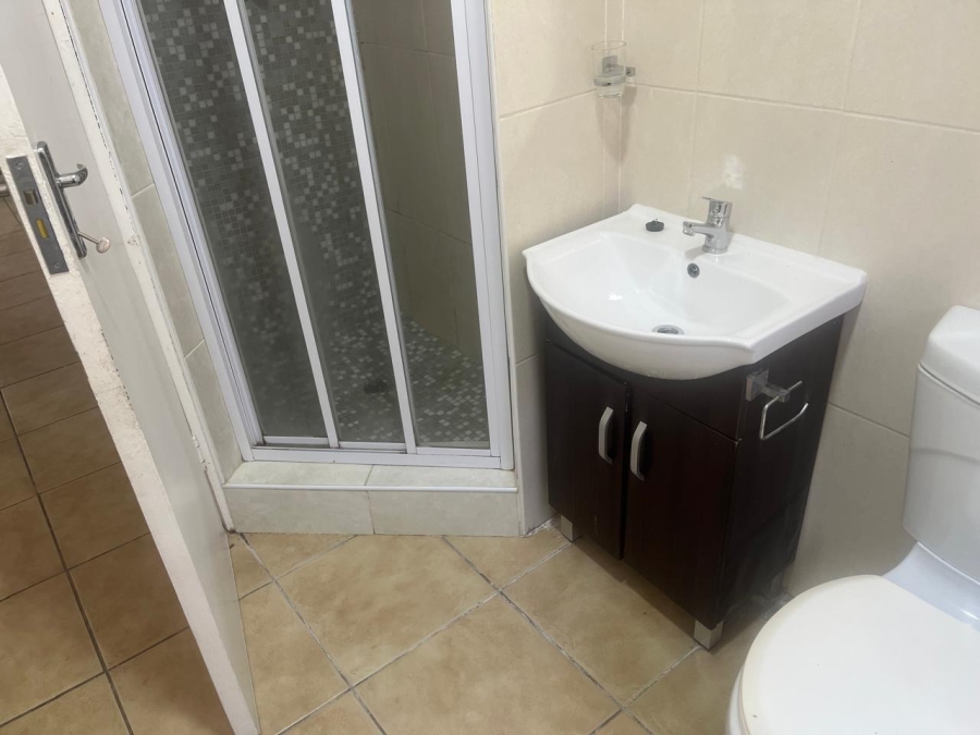 To Let 2 Bedroom Property for Rent in Sunninghill Gauteng
