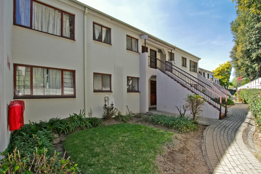 To Let 2 Bedroom Property for Rent in Sunninghill Gauteng