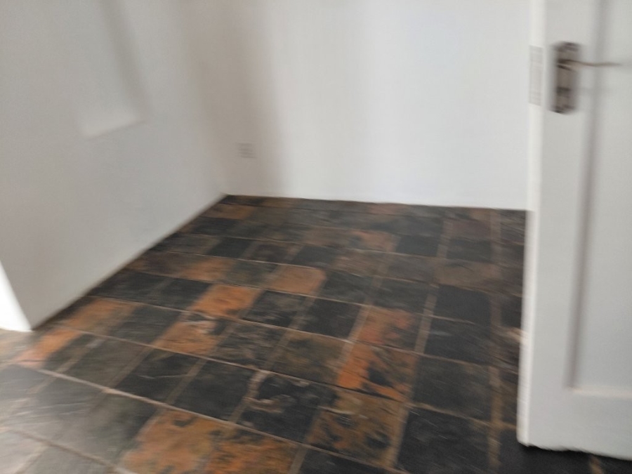 To Let 2 Bedroom Property for Rent in Mountain View Gauteng