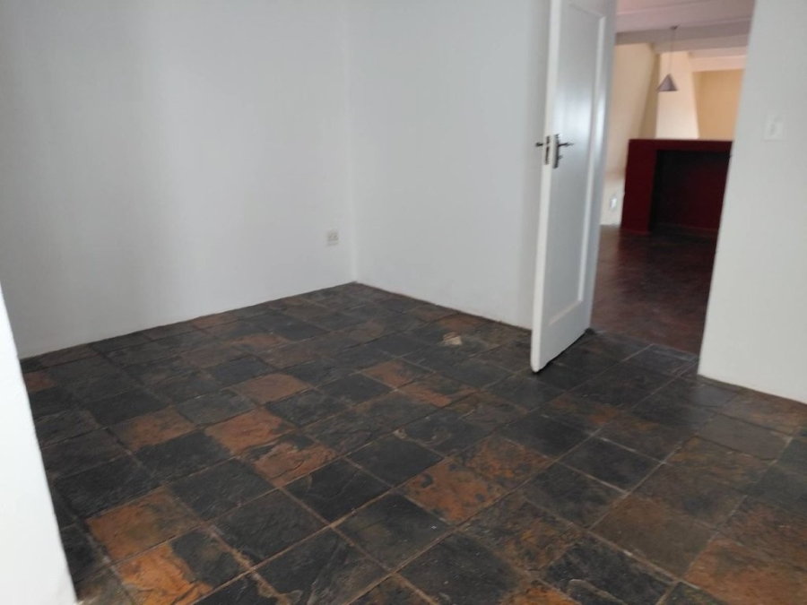 To Let 2 Bedroom Property for Rent in Mountain View Gauteng