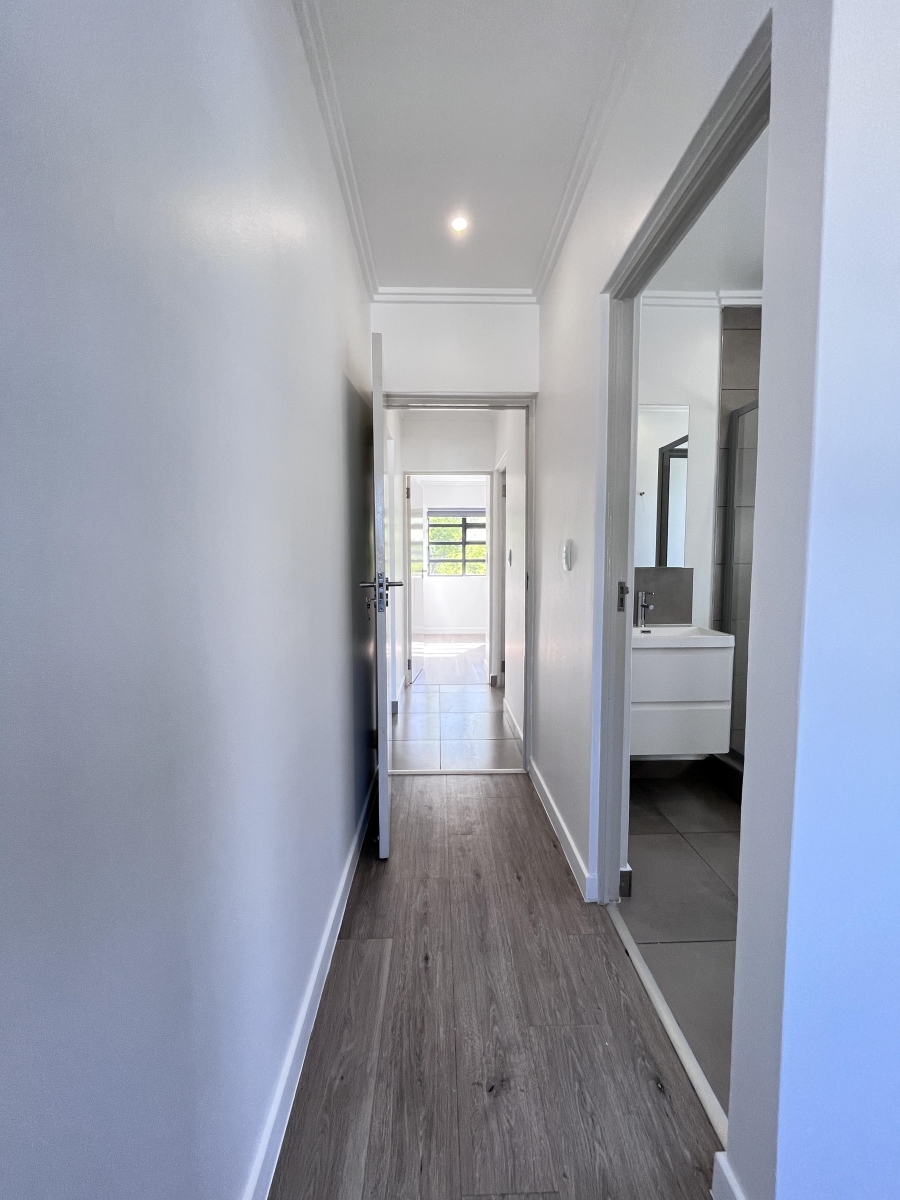 To Let 2 Bedroom Property for Rent in Bryanston Gauteng