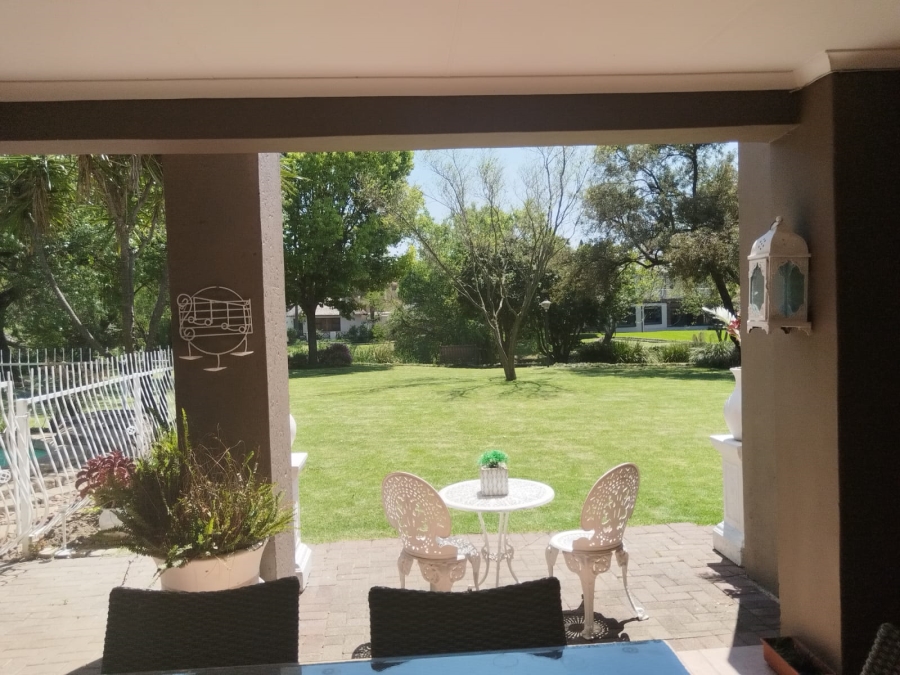 4 Bedroom Property for Sale in Van Riebeeck Park Gauteng