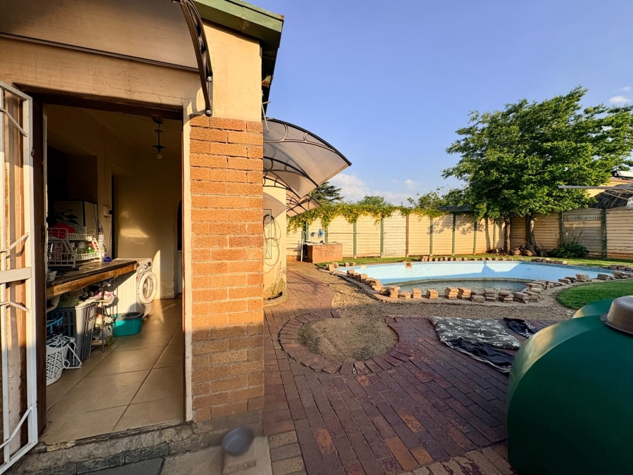 3 Bedroom Property for Sale in Brenthurst Gauteng