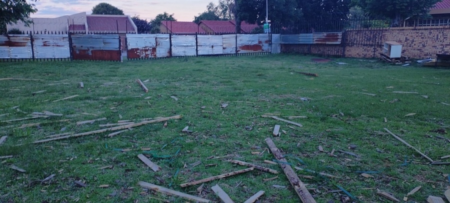 0 Bedroom Property for Sale in Bakerton Gauteng