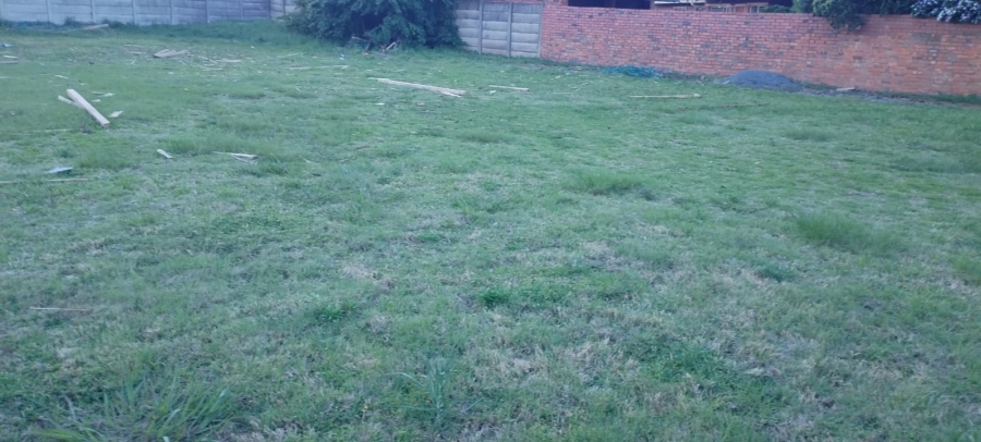 0 Bedroom Property for Sale in Bakerton Gauteng