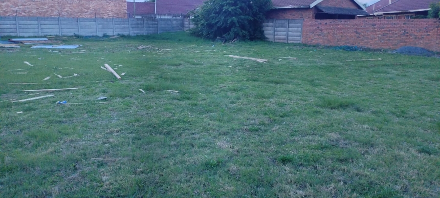 0 Bedroom Property for Sale in Bakerton Gauteng