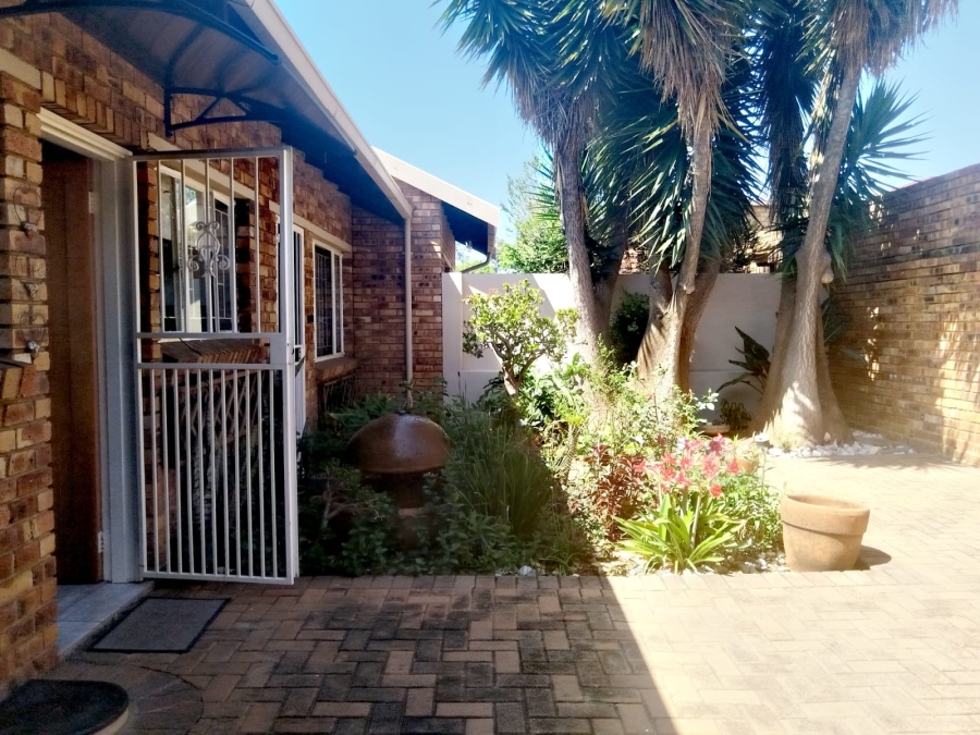 3 Bedroom Property for Sale in Terenure Gauteng