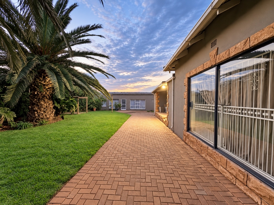 3 Bedroom Property for Sale in Brakpan Central Gauteng