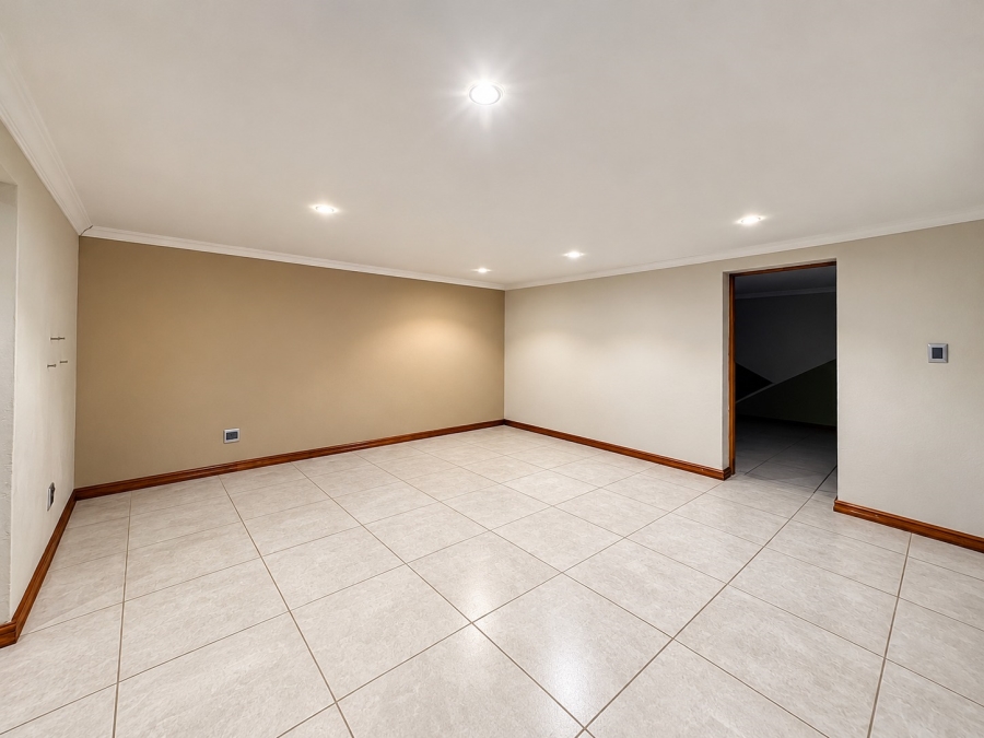 3 Bedroom Property for Sale in Brakpan Central Gauteng