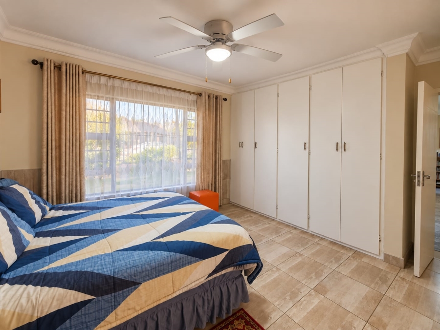 4 Bedroom Property for Sale in Sunair Park Gauteng