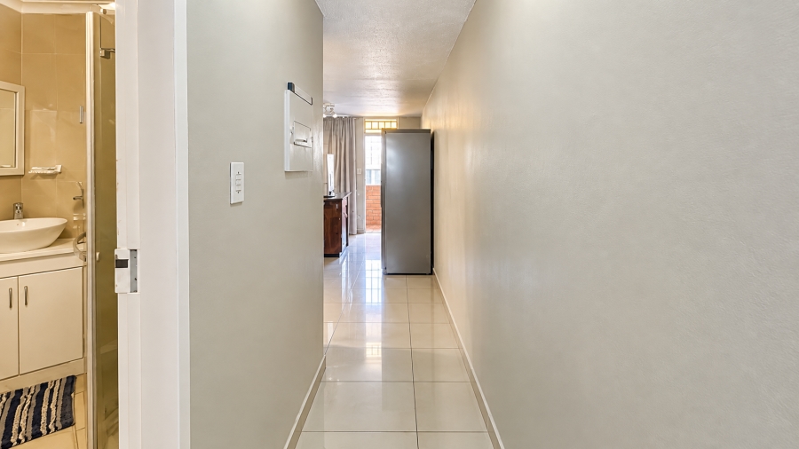 1 Bedroom Property for Sale in Hatfield Gauteng