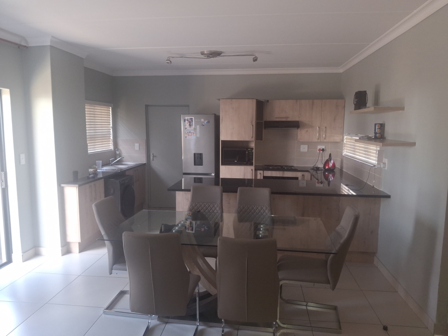 3 Bedroom Property for Sale in Rua Vista Gauteng