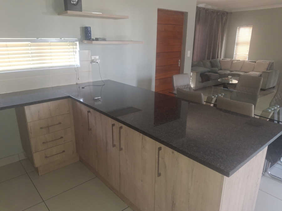 3 Bedroom Property for Sale in Rua Vista Gauteng
