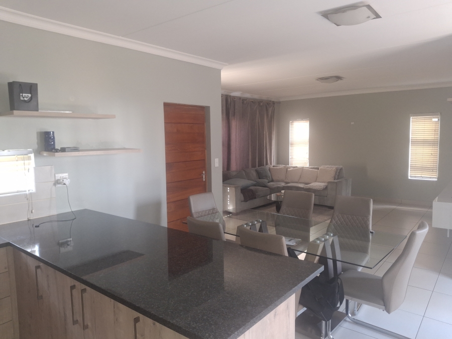 3 Bedroom Property for Sale in Rua Vista Gauteng