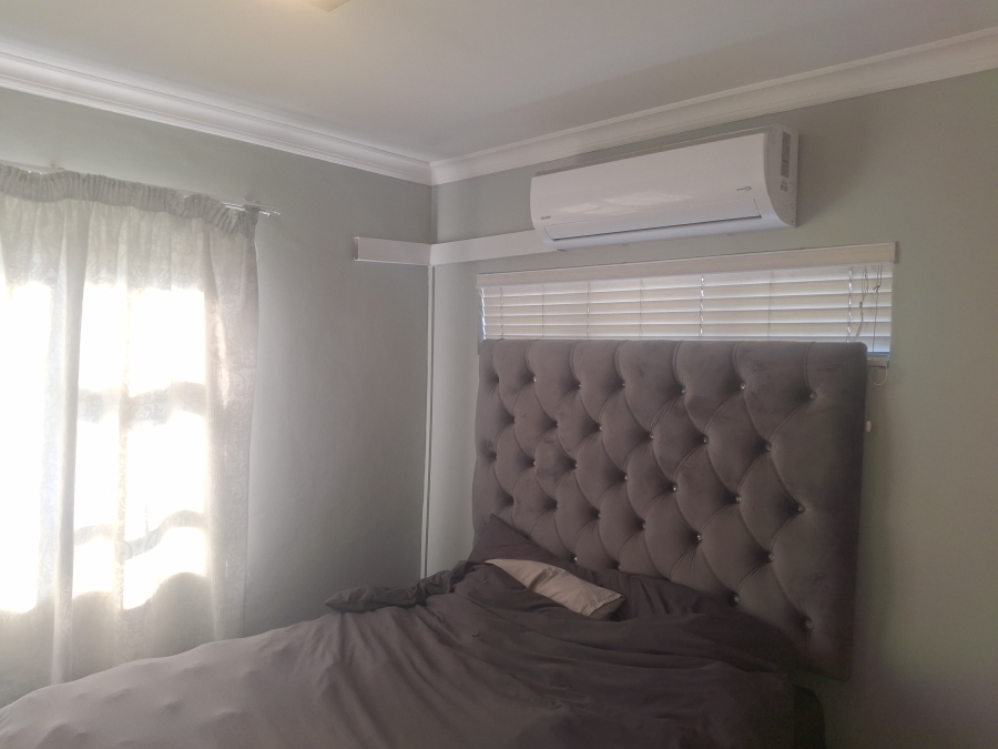 3 Bedroom Property for Sale in Rua Vista Gauteng