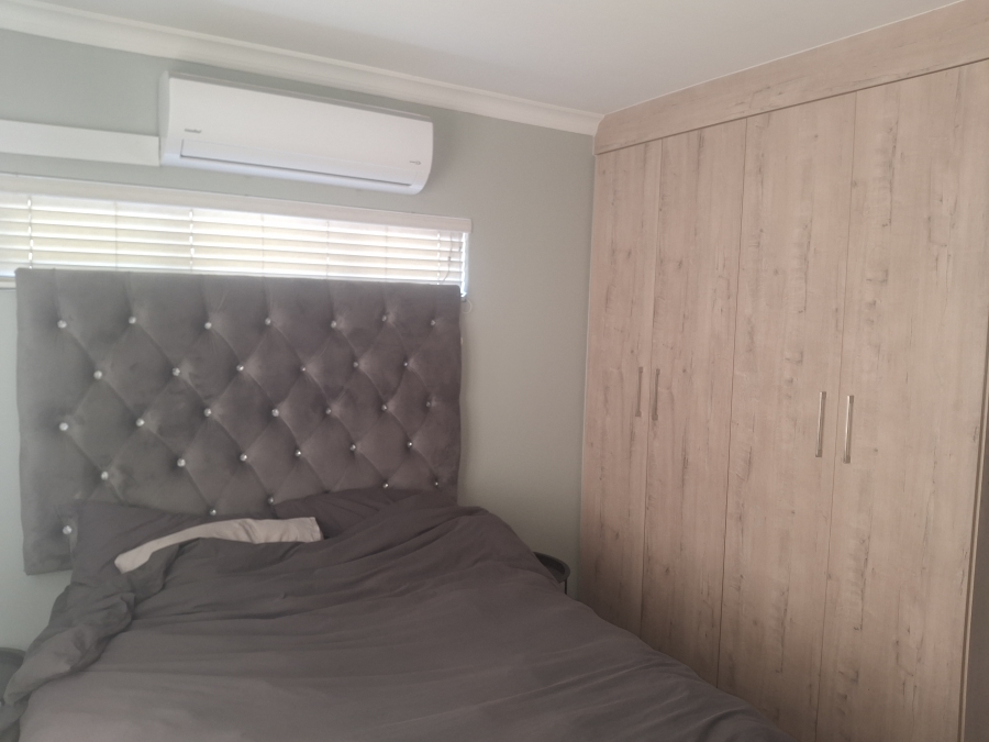 3 Bedroom Property for Sale in Rua Vista Gauteng