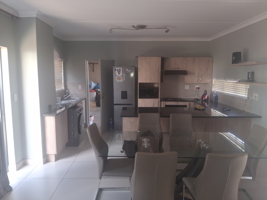 3 Bedroom Property for Sale in Rua Vista Gauteng