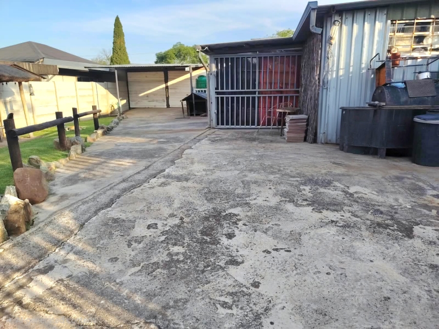 3 Bedroom Property for Sale in Brakpan Central Gauteng
